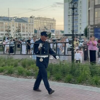 В центре Саранска появились керосиновые фонари, стилизованные под конец XVIII – начало XIX века. Инициатор и разработчик проекта — Научно-исследовательский институт источников света имени Лодыгина.
